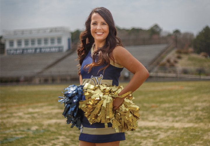 Looks We Love: NFL Cheerleaders Salute in Style!