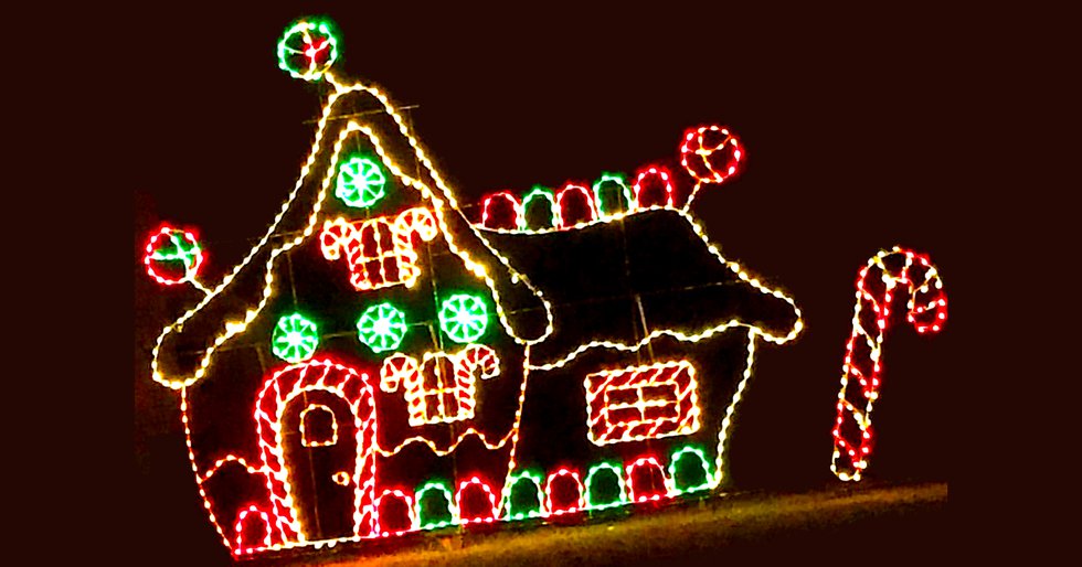 Photo Candy Cane House_.png