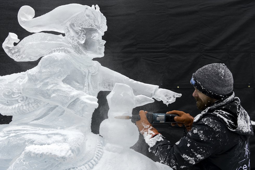 IceSculpting.jpeg
