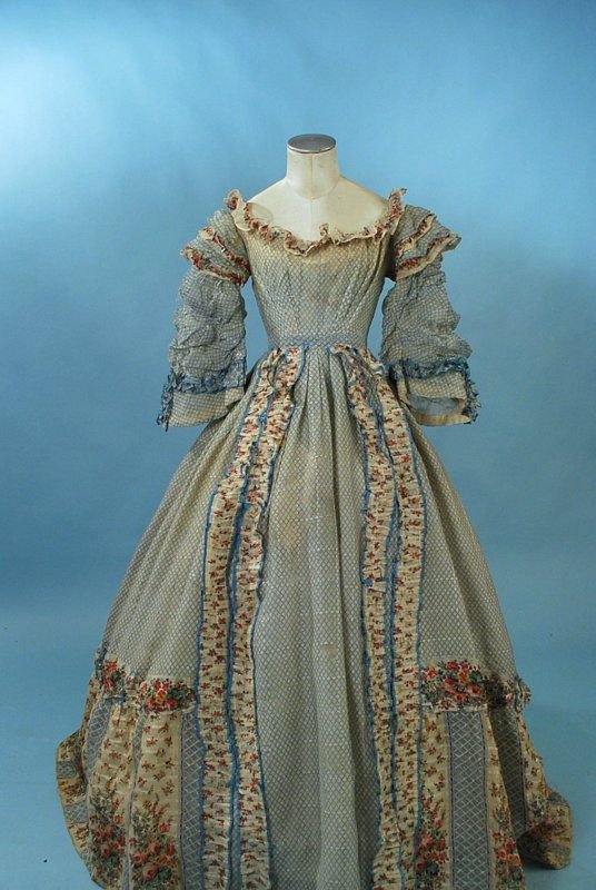 civil war dress.jpg